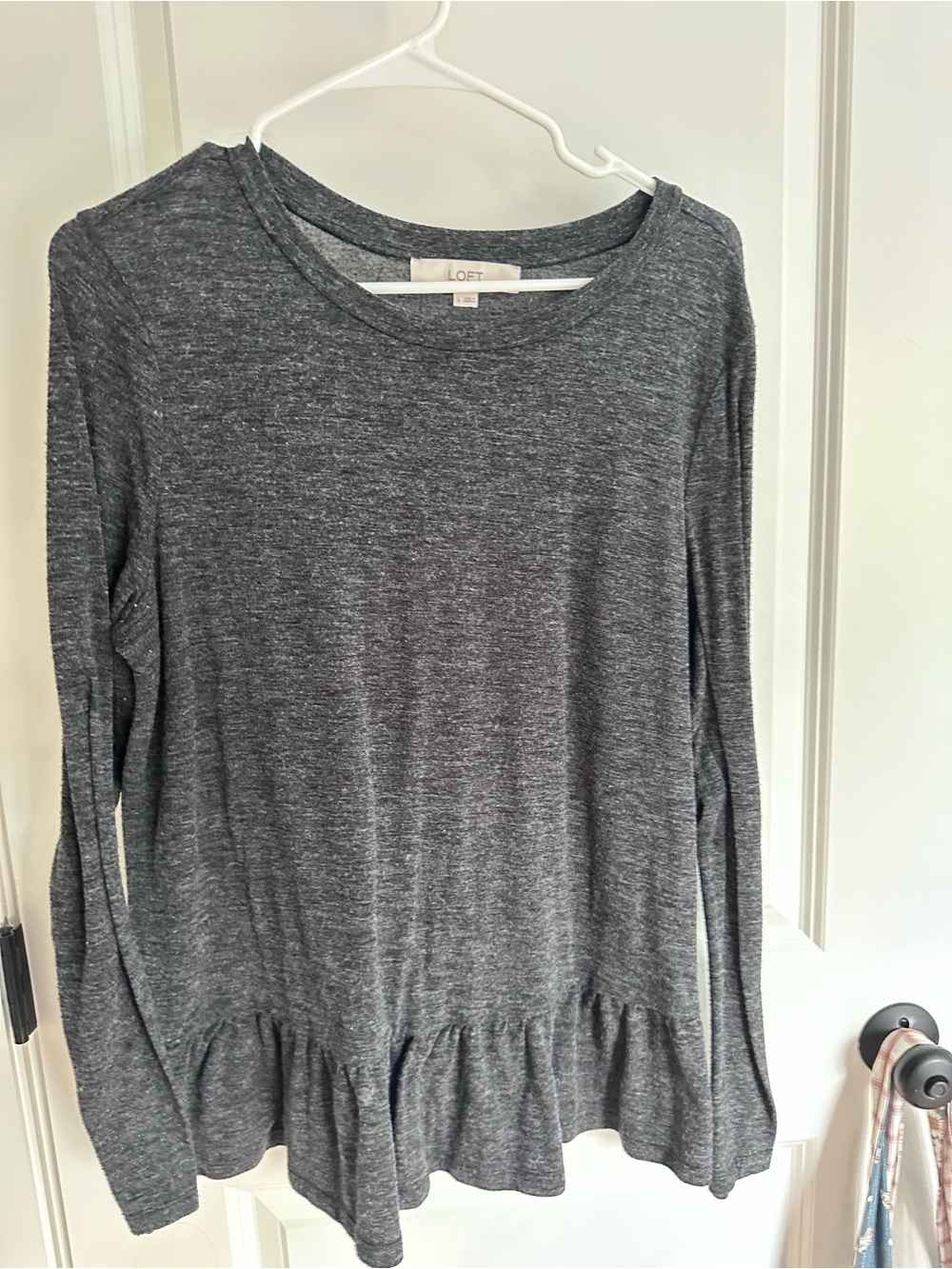 LOFT Gray Long-Sleeve Peplum Tee